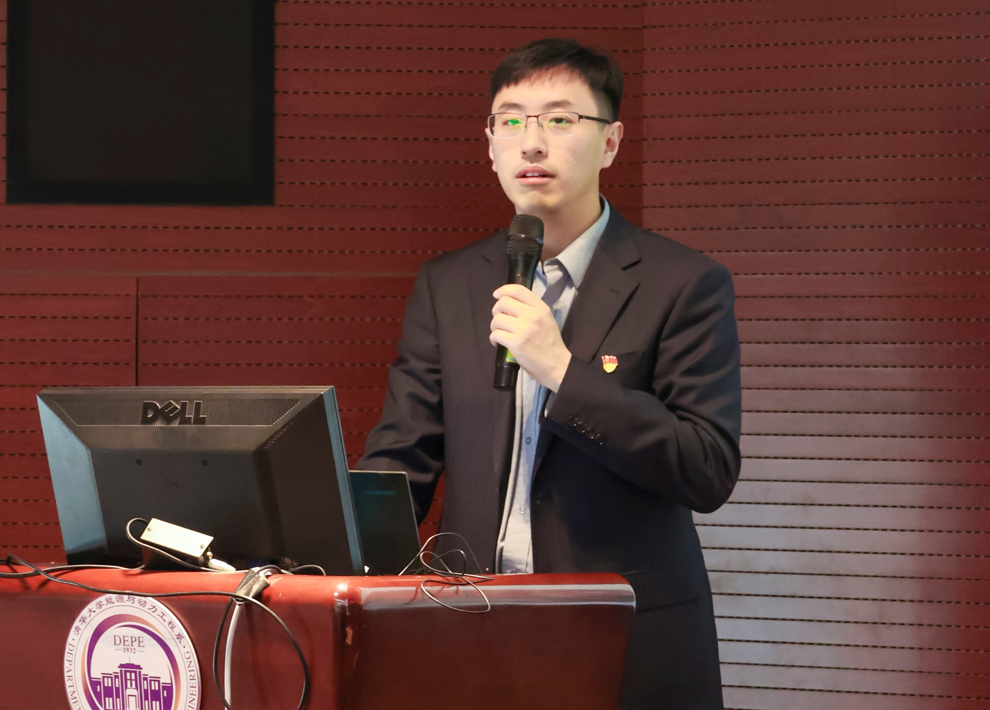 20230408-新闻稿-航天科工三院水下总体部党支部与AG(中国)AG·官方网页版能动系流机所党支部、能动博201党支部“红色1 1 1”共建活动-郭慧娜-图5-航天三院三部党群处副处长孟老师介绍情况.jpg