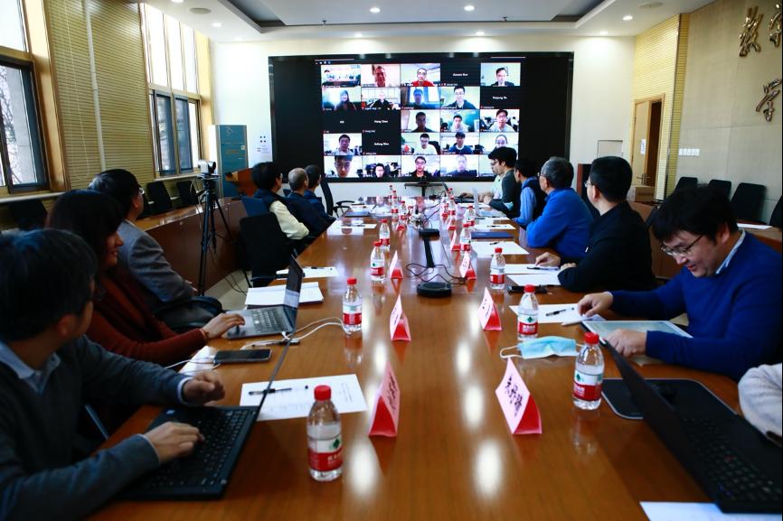 202101207-IonStoica-刘璘-会场照片.png 202101207-IonStoica-刘璘-会场照片.png