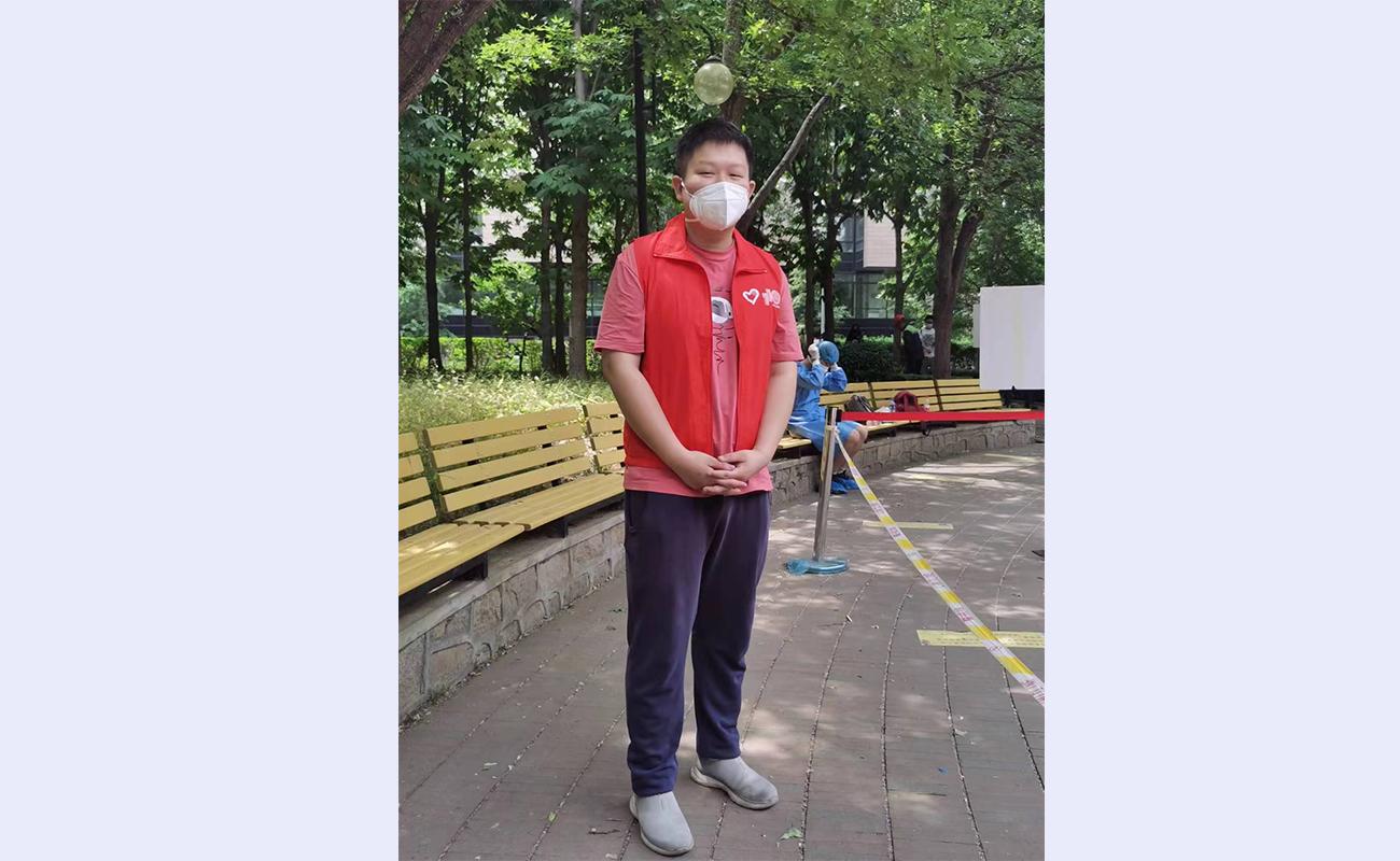 20220607-齐心抗疫 你我同行——辅导员的“志愿红”-陆心怡-【新雅书院辅导员 温晋 核酸检测志愿工作】.jpg