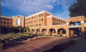 高等研究中心外景。(郭海军 摄)